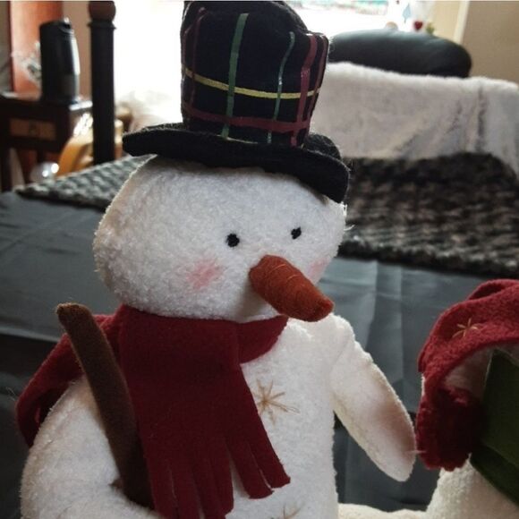 Vintage Christmas Snowpeople Decoration Large Stuffed Frosty With Friend - Picture 3 of 10